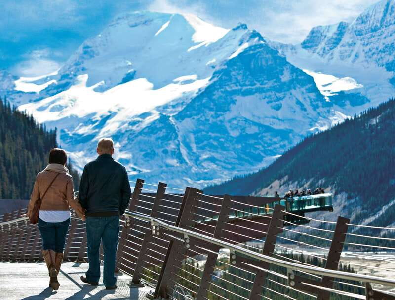Jasper: Columbia Icefield Skywalk - Views that actually hit: Sunwapta Valley, waterfalls, glaciers, and the 360 degree effect