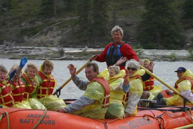 Jasper: Jasper National Park Easy 2-Hour Rafting Trip - Small Logistics That Matter: What to Bring and What to Skip