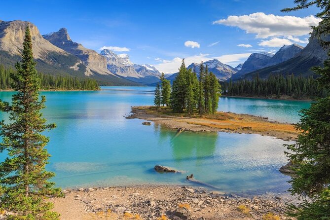 Jasper National Park Tour: Maligne Valley, Medicine Lake and Spirit Island - Setting Up Your Day in Jasper National Park