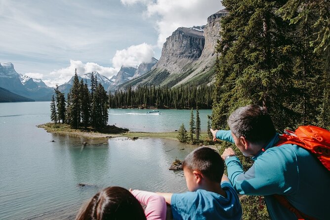 Jasper National Park Tour: Maligne Valley, Medicine Lake and Spirit Island - What the guide experience adds (names you might hear)