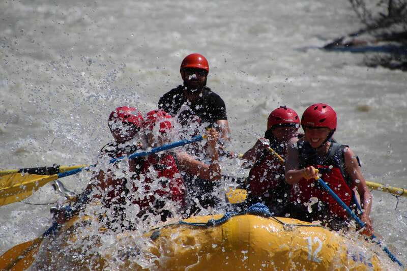 Jasper: Sunwapta River Whitewater Rafting - Self-Drive - Sunwapta River rafting from the Icefields Parkway: why the self-drive setup works