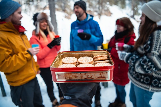 Johnston Canyon Icewalk - Gear and clothing: how to dress so you don’t get cold halfway through
