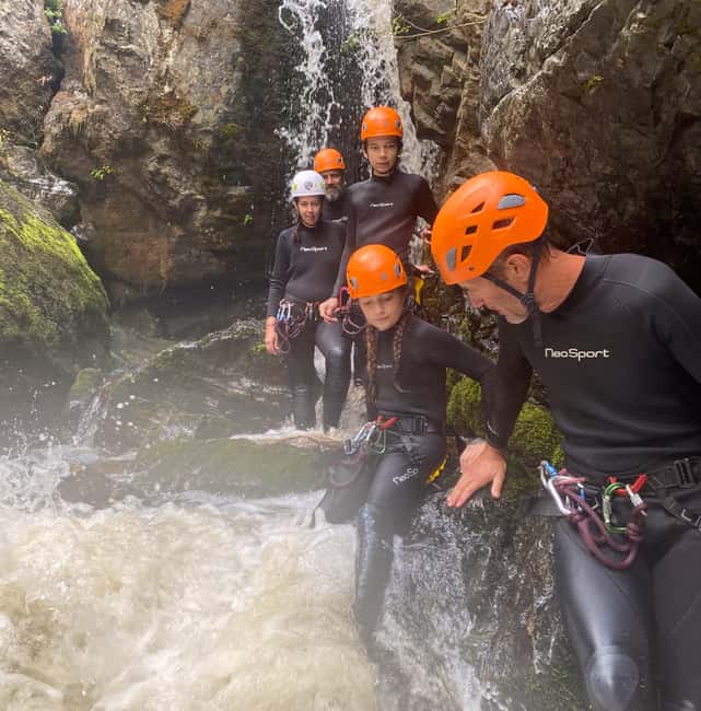 Kelowna: Adrenaline Canyoning Tour - The canyoning “how it works” part: rappels, slides, climbs, and jumps