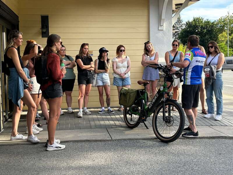 Kelowna: E-Bike Guided Wine Tour with Lunch & Tastings - Sperling Vineyards: your first tasting stop sets the tone