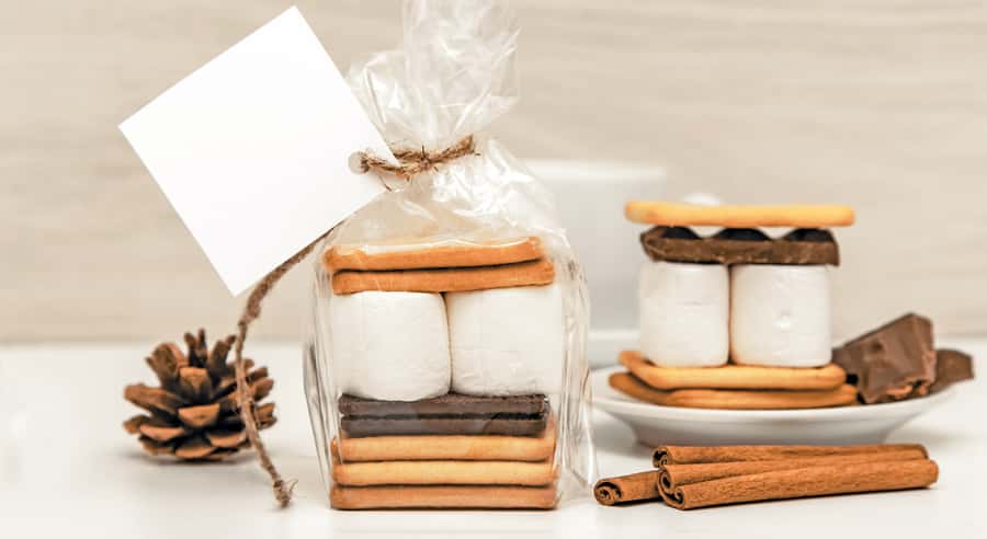 Kelowna Fireside Warm-Up: Wine Tasting, Smores & Mulled Wine - What You Actually Learn About Honey Making