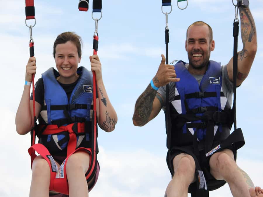 Kelowna: Okanagan Lake Parasailing - A quick reality check before you go