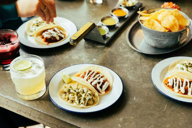 Kelowna: Walking Food Tour with 7 Tastings and 4 Drinks - The Innovation Centre and Kasugai Gardens: art and quiet corners