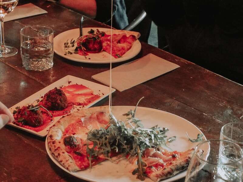 Kelowna: Walking Food Tour with 7 Tastings and 4 Drinks - Chaibaba tea and Sprout Bread: the sweet and savory finish