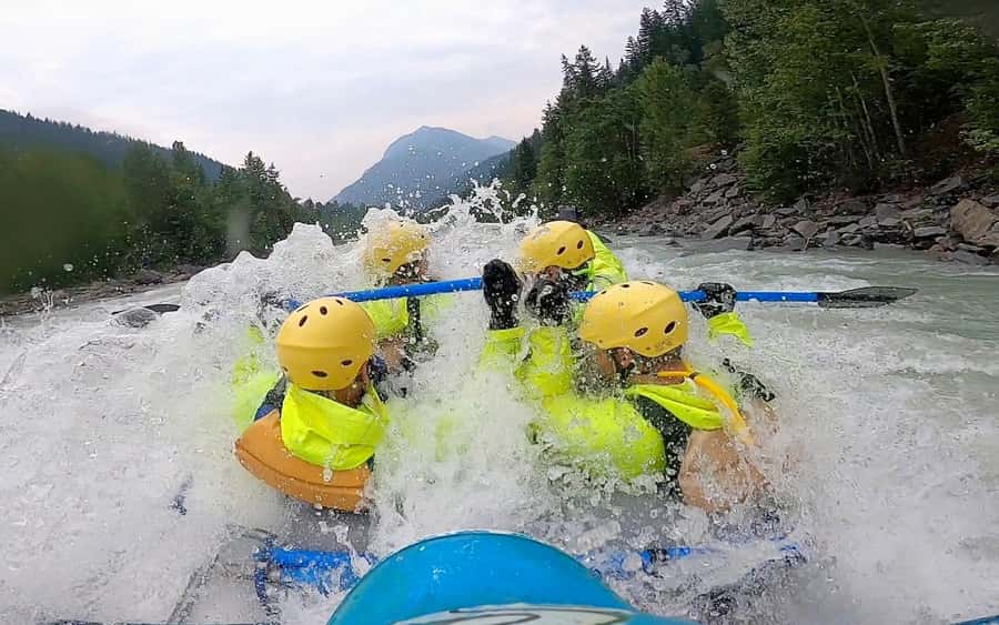 Kicking Horse River: Whitewater Rafting Half-Day Trip - Key things that make this rafting trip click