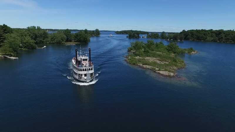 Kingston: Brunch Cruise of Thousand Islands - Live Entertainment and the Storytelling That Actually Helps