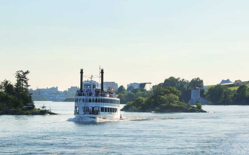 Kingston: Brunch Cruise of Thousand Islands - Seating, Deck Choice, and Enjoying the Views Without Stress