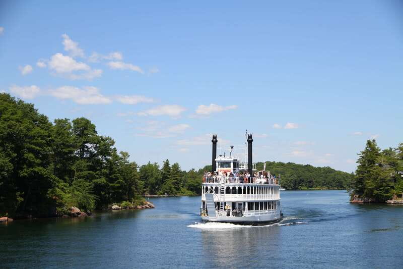 Kingston: Heart of the Thousand Islands Riverboat Cruise - Kingston sights from the water, why starting here helps