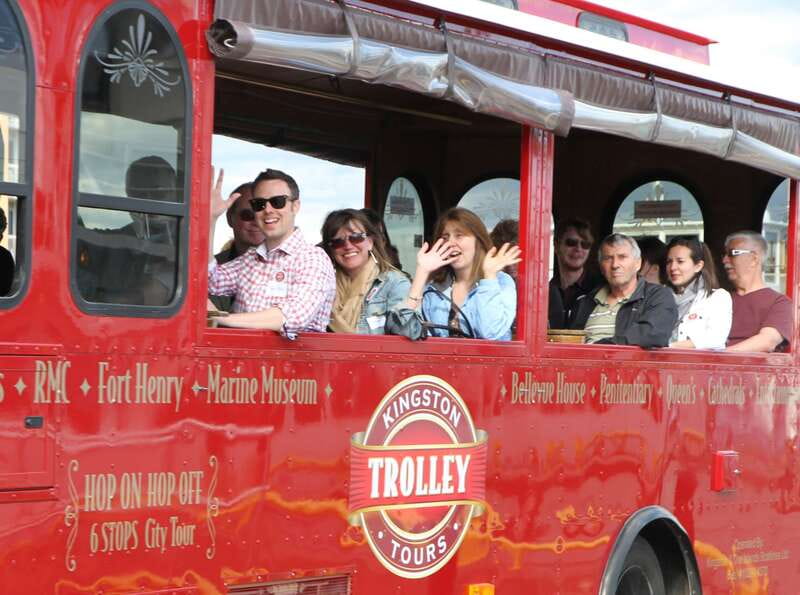 Kingston: Hop-On Hop-Off Trolley Tour - Live English guiding, with a note about audio