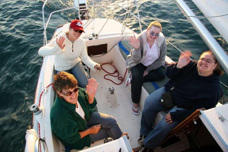 Kingston: Skippered Sailing Charter - Arriving at Ahoy Rentals, 21 Ontario St, and getting settled