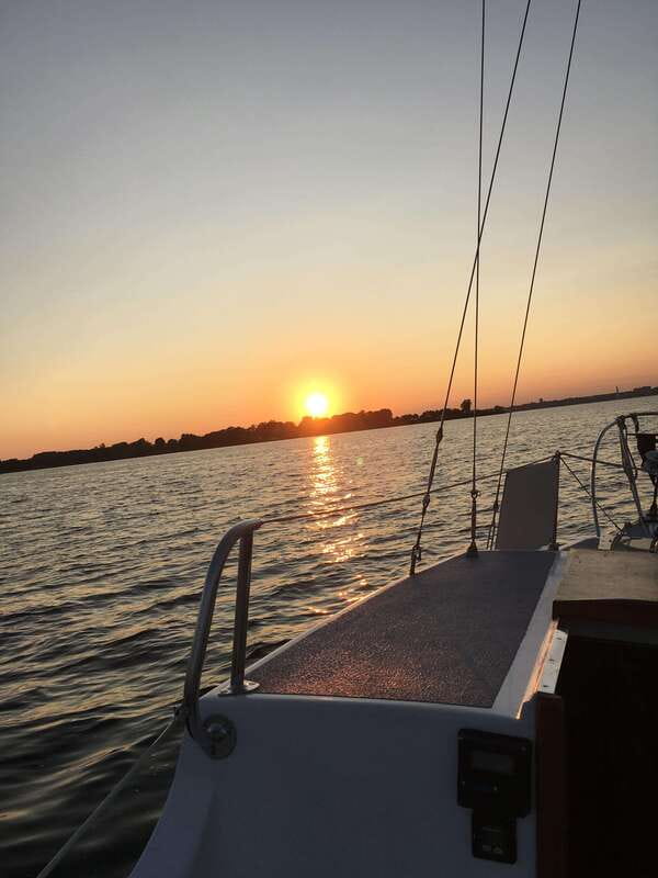 Kingston: Skippered Sailing Charter - Quick comparison to other things you could do on your trip