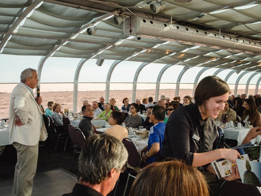 Kingston: Sunset Dinner Cruise - Bar prices, extra menu items, and onboard etiquette