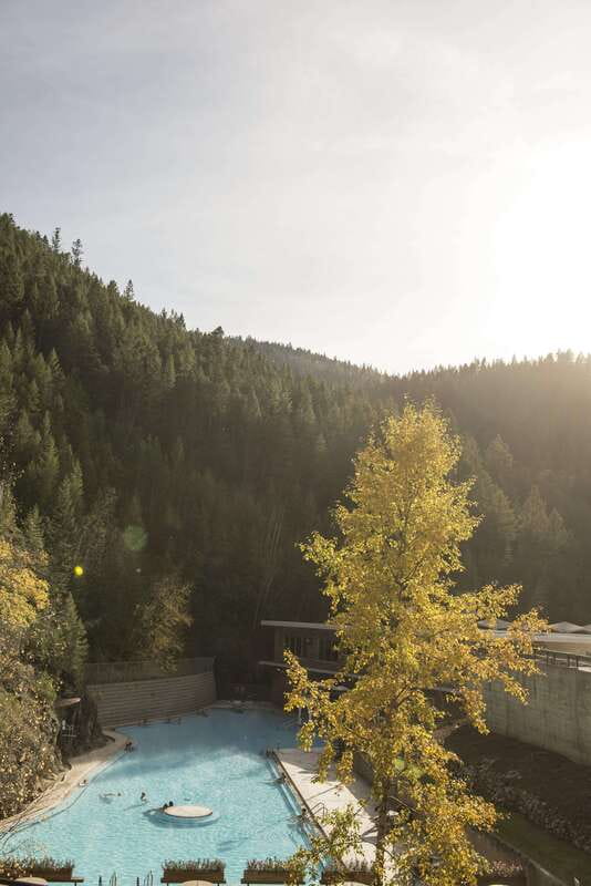 Kootenay: From Icy Mountain Rivers to Steamy Hot Springs - Kootenay National Park’s icy-to-steamy story in 10 hours