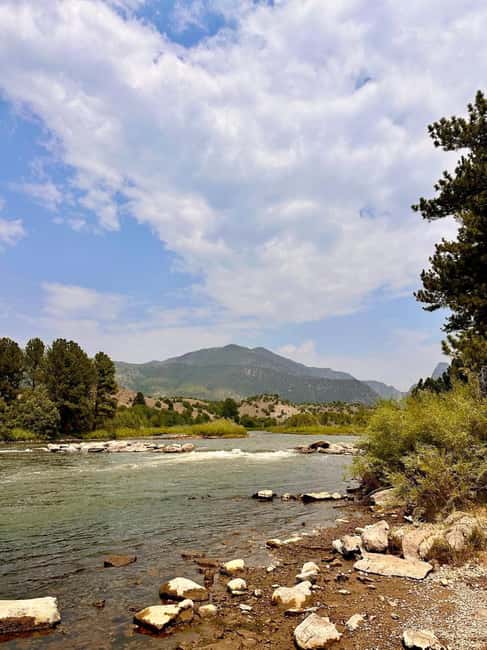 Kremmling: Colorado River Rafting With Hot Springs - Cliff-jumping stop: adrenaline option with a clear boundary