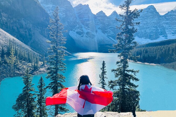 Lake Louise and Moraine Lake Small Group Half Day Tour - Guides and Vehicle Comfort: The Little Things That Change the Day