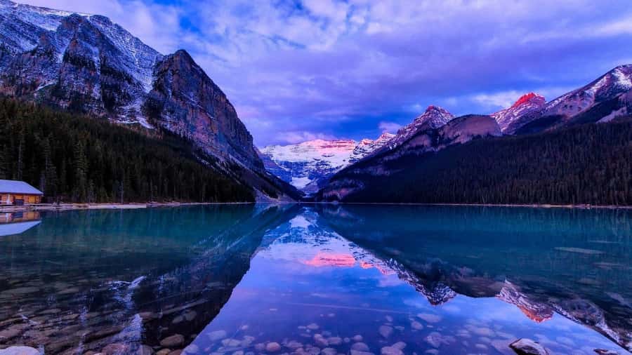 Lake Louise & Emerald/Moraine Lake Half Day Tour from Banff - Why this half-day lakes tour works so well from Banff