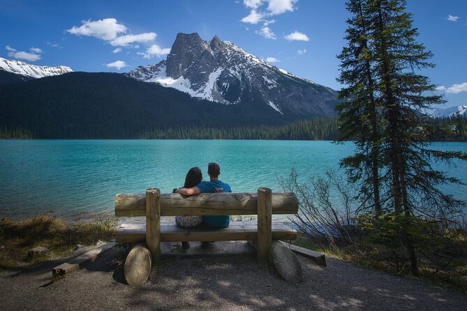 Lake Louise, Moraine/Bow, Emerald & Peyto - 4 Lakes in Banff - Emerald Lake’s green glow, plus a quick walk and photo time