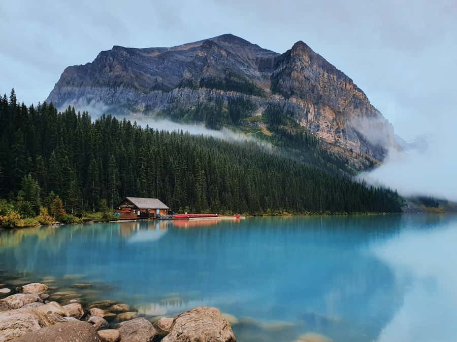 Lake Louise: Moraine & Louise Lake Half-Day Highlights Tour - The scenic drive to Moraine Lake: short, pretty, and worth using