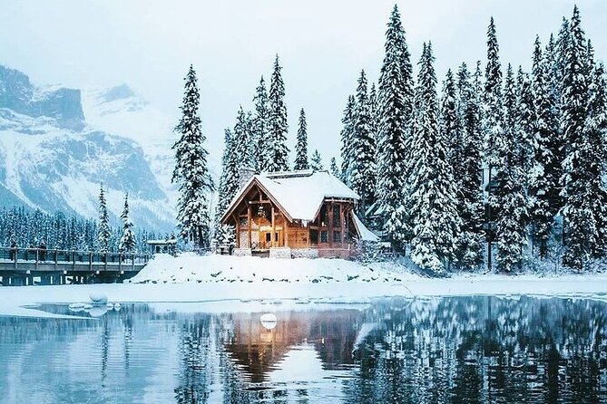 Lake Louise & Yoho National Park Day Tour from Calgary/Banff - Group size, guide style, and language expectations