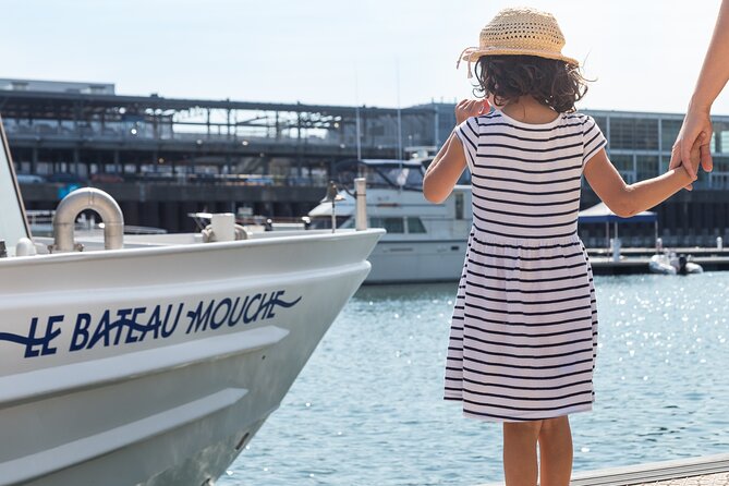 Le Bateau-Mouche Sightseeing Cruise in Montreal - Duration choice: 60 minutes vs 90 minutes (and what you should expect)