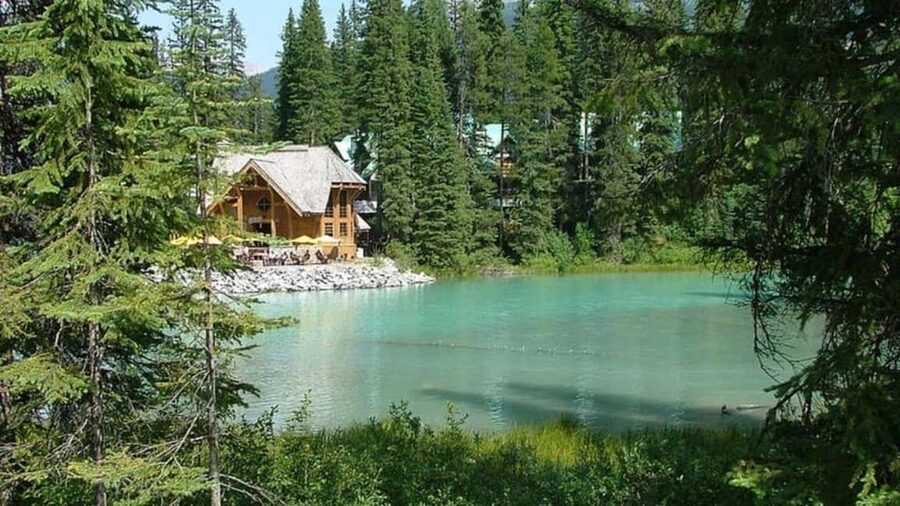 Louise Louise, Banff Gondola, Minnewanka & Emerald Lakes - The Drive Setup: How the Day Starts Smooth