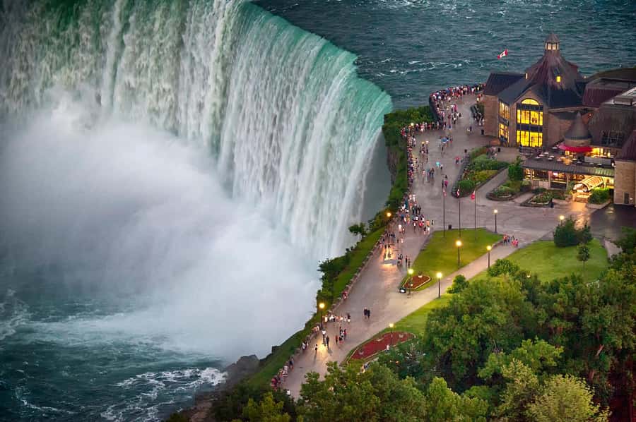 Luxury Day Trip: Niagara on the Lake, Wine & Falls - From 55 York St, Toronto to Niagara-on-the-Lake in a luxury small-group ride