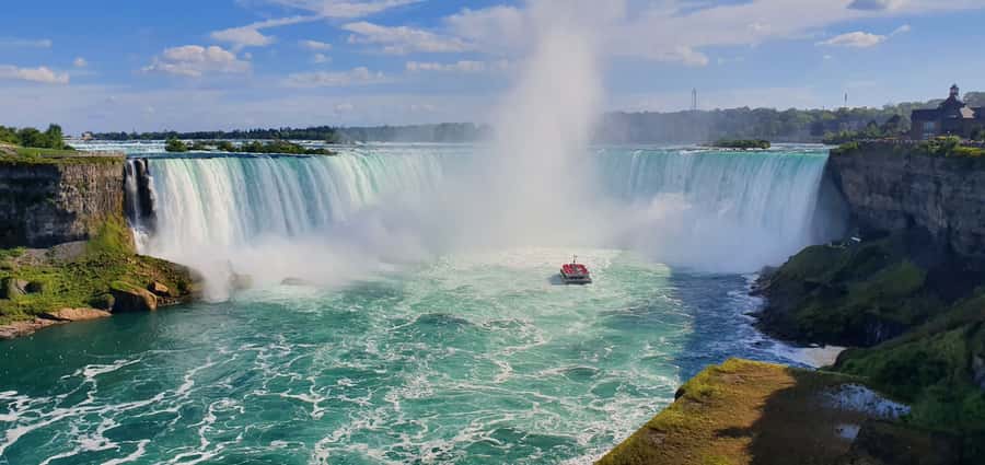 Luxury Day Trip: Niagara on the Lake, Wine & Falls - The Niagara Parkway drive: the scenic stops that help you understand what you are seeing