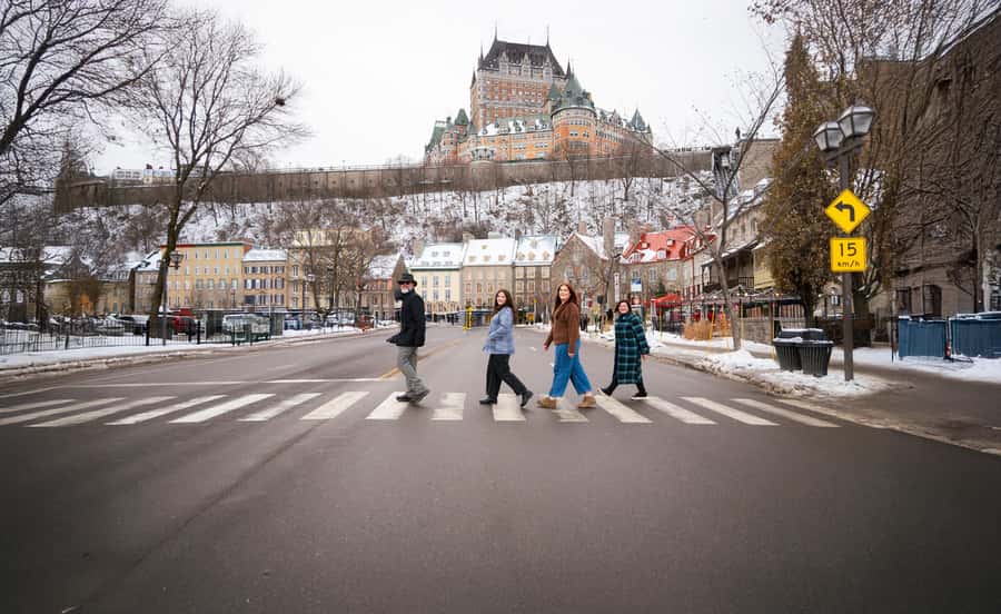 Magical memories in Quebec City with a local photographer - Old Québec lanes, parks, and monuments, without wasting your hour