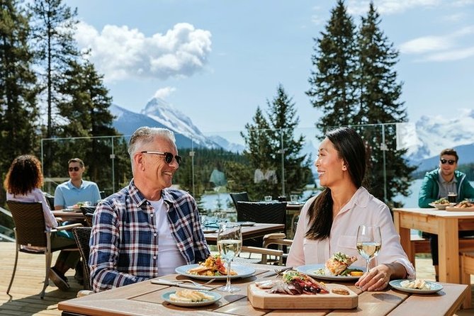 Maligne Lake Cruise - Wildlife, Wildlife, Wildlife: Deer, Eagles, Bears, and Even Moose