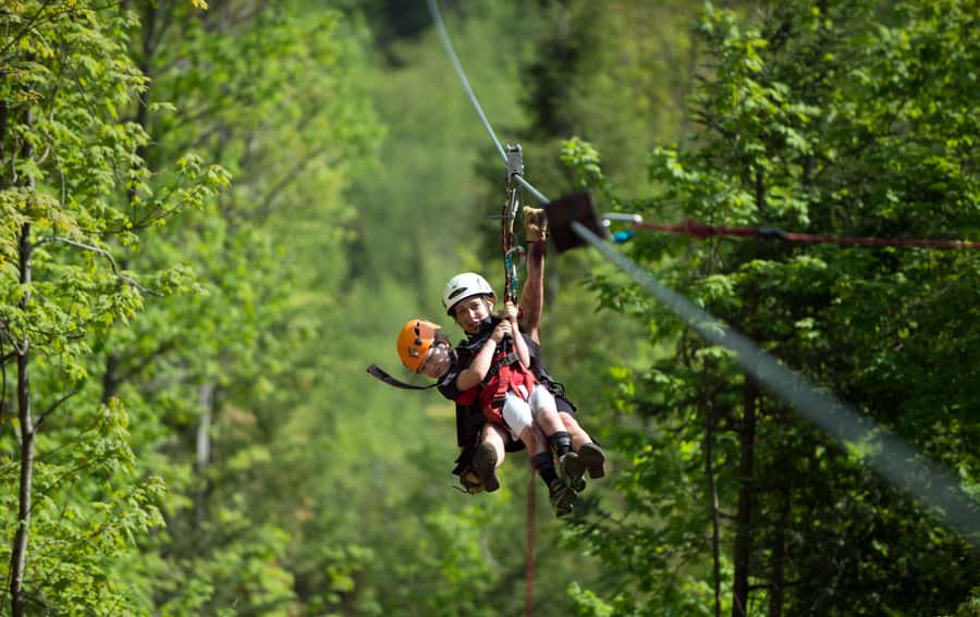 Mont-Catherine: Ziplines & Hike - The 45-Minute Summit Hike Through Maple Forest