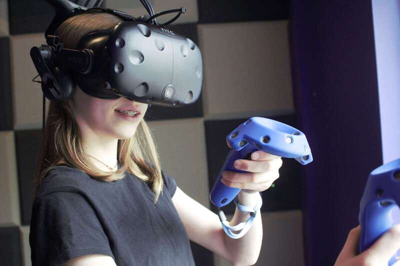 Mont Tremblant: Virtual Reality Gaming Session - Solo vs multiplayer stations, and how to bring your group
