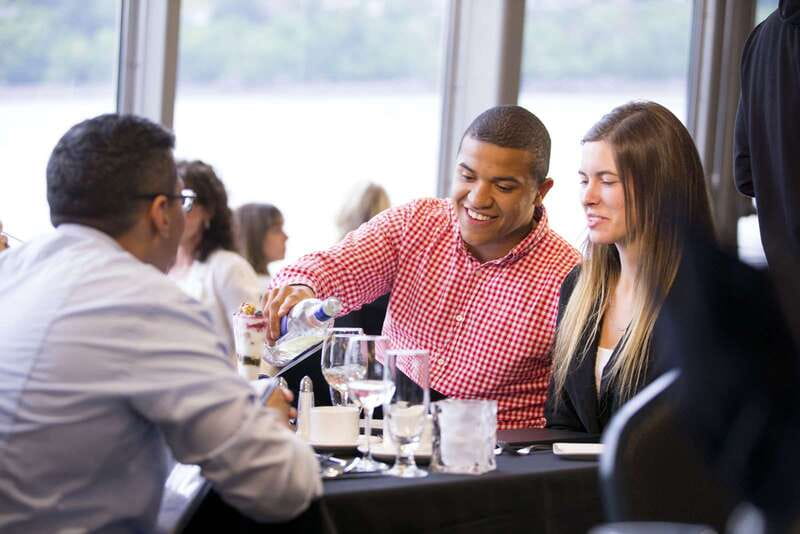 Montréal: 3 or 5-Course Dinner Cruise with DJ & Dancing - Service, dietary needs, and how to avoid hassles
