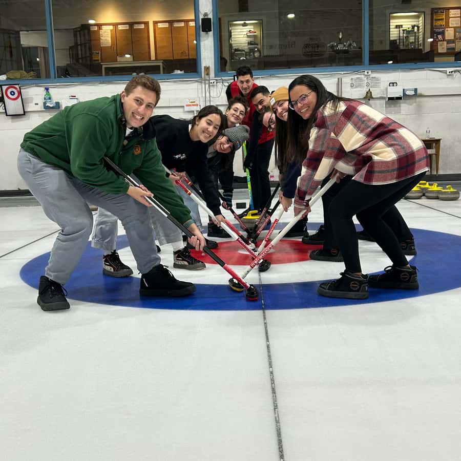 Montreal: Curling Experience with instructor and equipment - Curling in Montreal: the 30-minute lesson that makes you dangerous