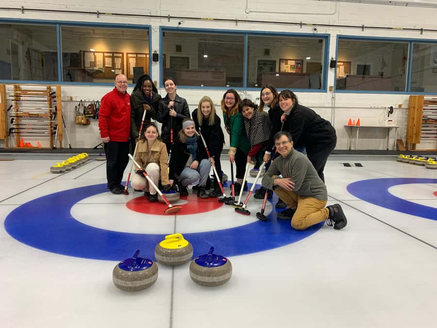Montreal: Curling Experience with instructor and equipment - Where you meet and what to do when you arrive
