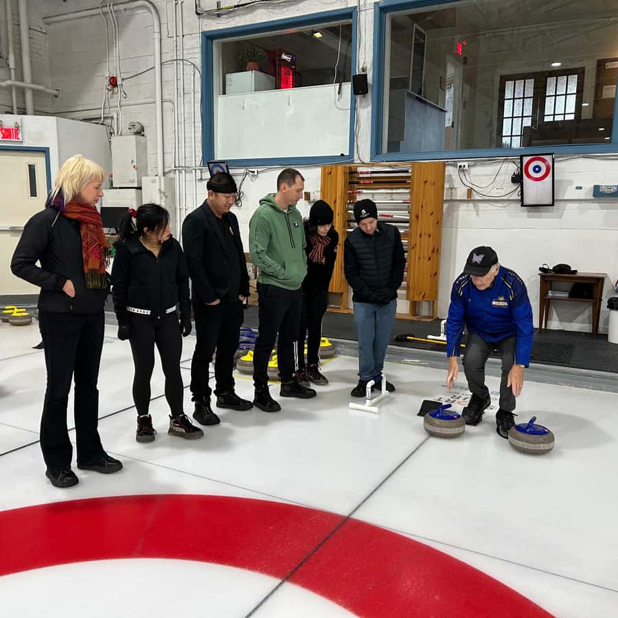 Montreal: Curling Experience with instructor and equipment - From lesson to match: your supervised curling game on real ice