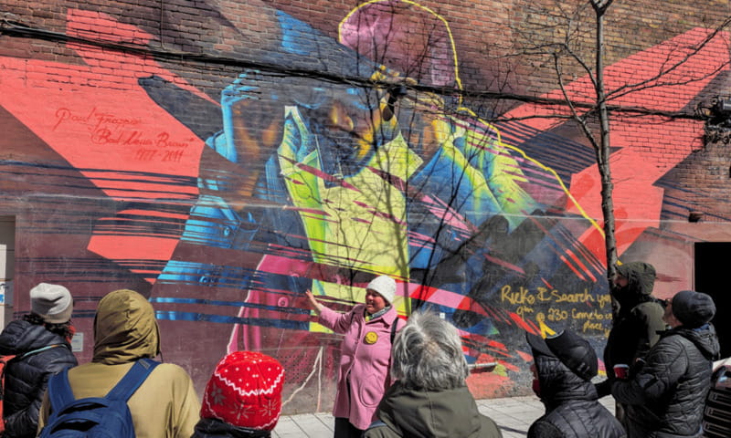 Montreal: Guided Walking Tour of Montreal's Murals - Techniques, Artists, and Collectives: What You Learn Beyond the Visual