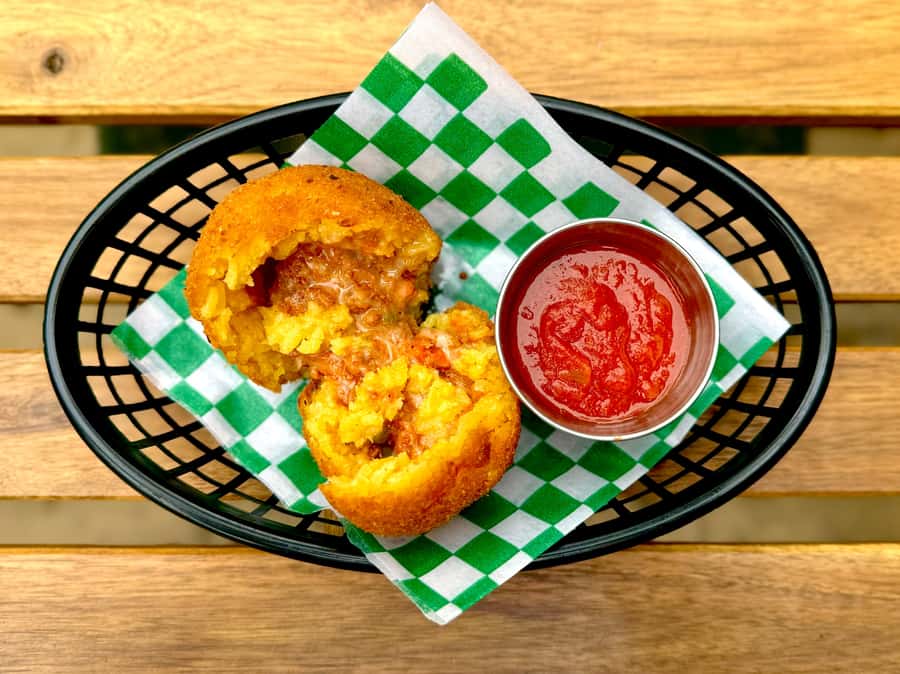 Montreal: Jean-Talon & Little Italy Food Tour with 8 Tasting - Pizza al taglio and smart tastings that keep you moving