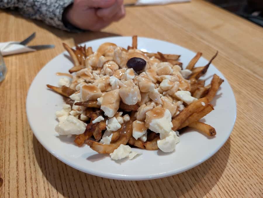 Montreal: Jean-Talon & Little Italy Food Tour with 8 Tasting - What you’ll learn from the guide, beyond the menu