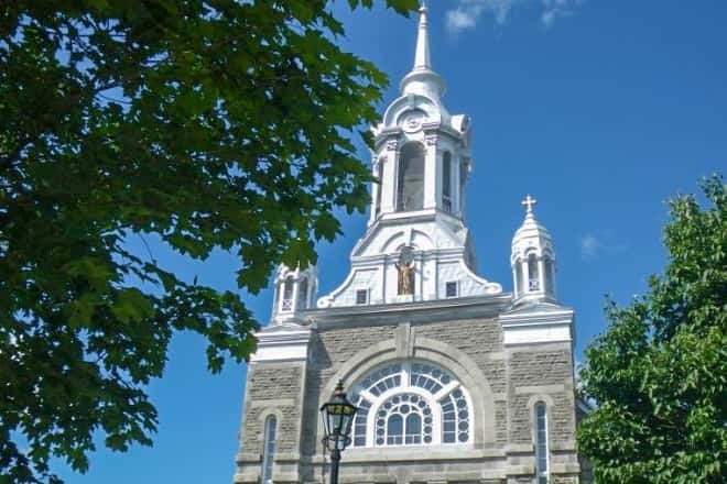 Montreal: Laurentian Mountains Day Trip - Best timing for views and photo ops