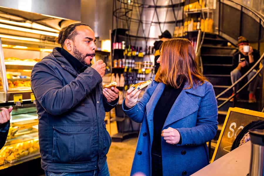 Montreal: Mile End Food Tour with 7 Local Favorites Tastings - The Italian Café Finale: Espresso and Hand-Piped Sicilian Cannoli