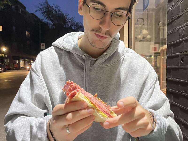 Montréal: Mile End Foodie Tour with Tasting - Should you book the Mile End Foodie Tour?