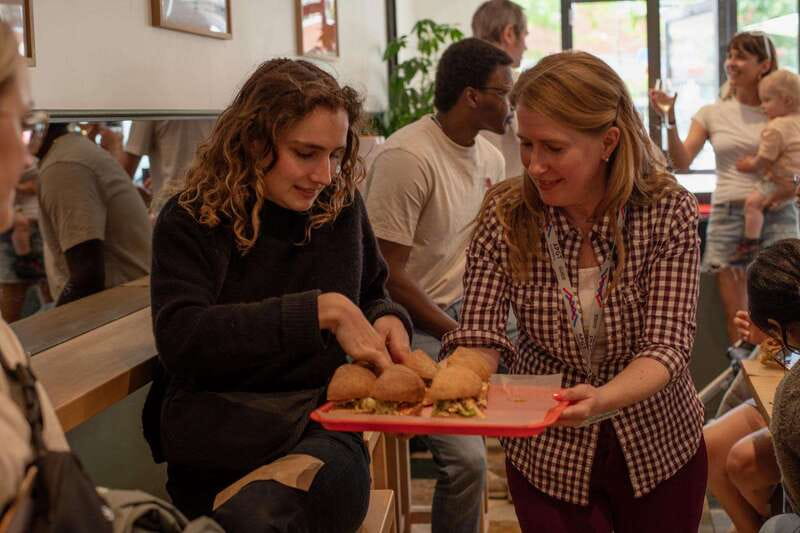 Montreal: Mile-End Foodie Walking Tour with 7 Tastings - Key things to know before you go
