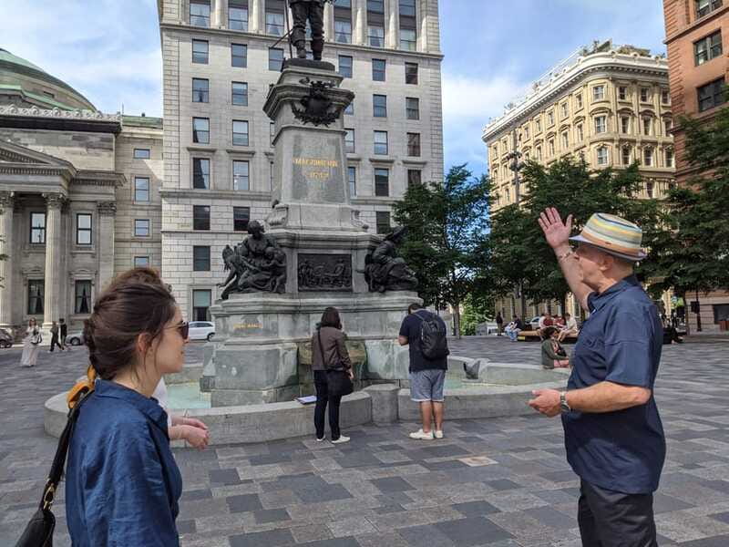 Montréal: Old Town Small Group Guided Walking Tour - Saint-Paul Street: Small Details, Big Payoff