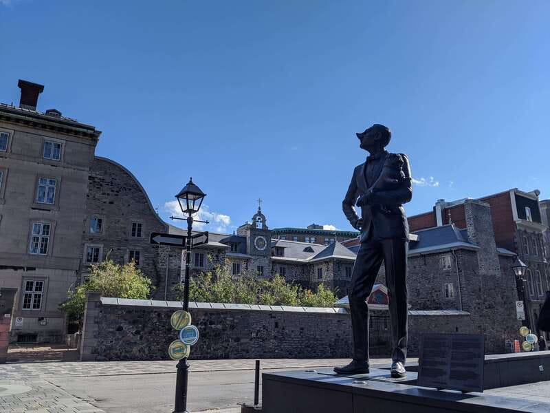 Montréal: Old Town Small Group Guided Walking Tour - How Long 150 Minutes Really Works on Foot
