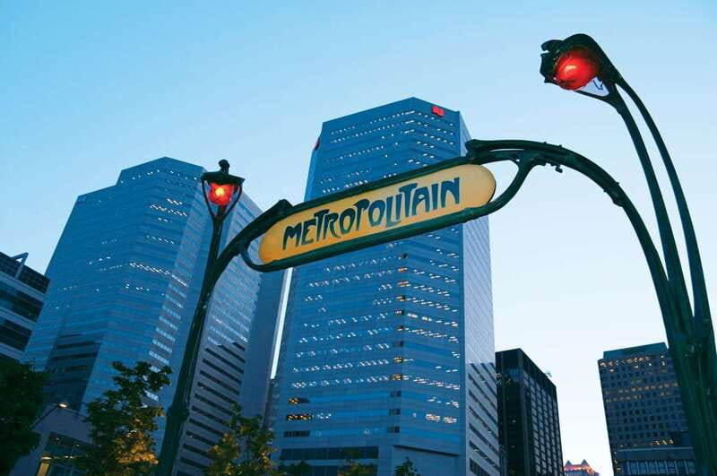 Montréal: Old Town Small Group Guided Walking Tour - Semi-Private, Small Group, and Why It Changes the Whole Experience