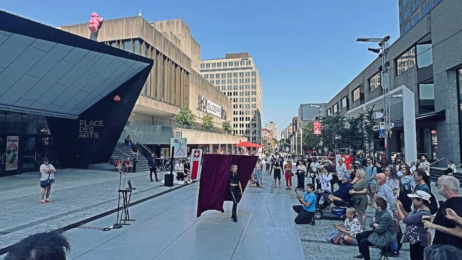 Montreal: Private 2h Walking Tour RESO and Old Montreal - Key highlights I’d plan around